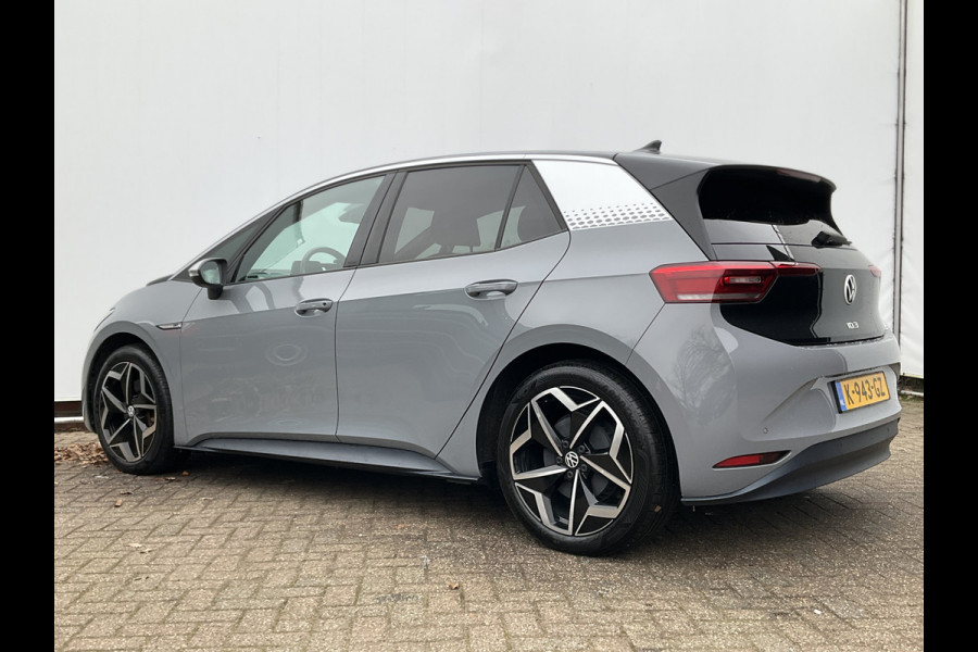 Volkswagen ID.3 First Plus 58 kWh Carplay Adap.Cruise Camera Stoel/Stuurverw Keyless Led NL-Auto!