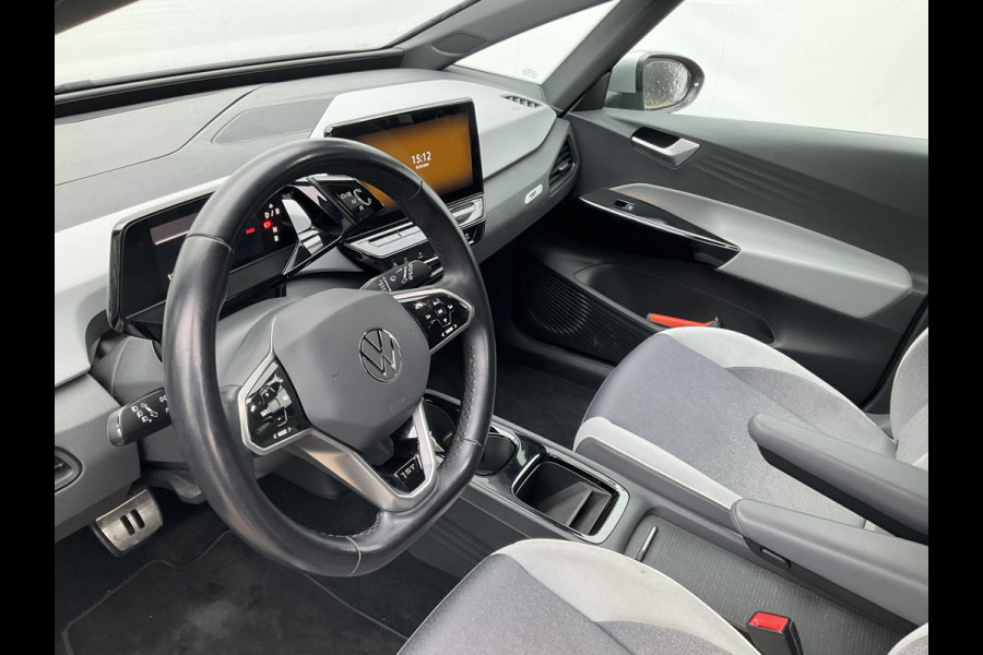 Volkswagen ID.3 First Plus 58 kWh Carplay Adap.Cruise Camera Stoel/Stuurverw Keyless Led NL-Auto!