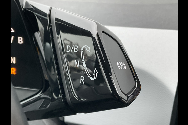 Volkswagen ID.3 First Plus 58 kWh Carplay Adap.Cruise Camera Stoel/Stuurverw Keyless Led NL-Auto!