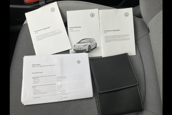 Volkswagen ID.3 First Plus 58 kWh Carplay Adap.Cruise Camera Stoel/Stuurverw Keyless Led NL-Auto!
