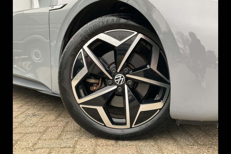 Volkswagen ID.3 First Plus 58 kWh Carplay Adap.Cruise Camera Stoel/Stuurverw Keyless Led NL-Auto!