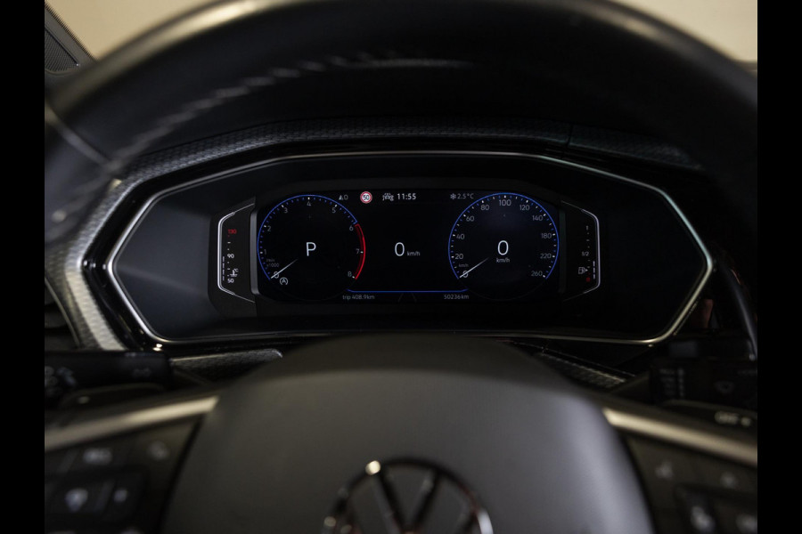 Volkswagen T-Cross 1.0 TSI 2x R-Line / 110pk / Stoelverwarming / Virtual cockpit / Automatische klimaatregeling /