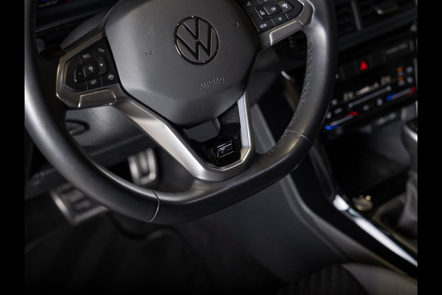 Volkswagen T-Cross 1.0 TSI 2x R-Line / 110pk / Stoelverwarming / Virtual cockpit / Automatische klimaatregeling /