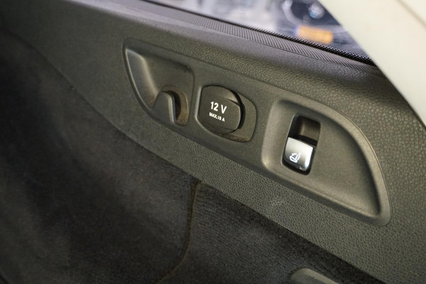 Mercedes-Benz E-Klasse Estate 200 Premium *INCL. BTW* + CARPLAY / CAMERA / STOELVERWARMING