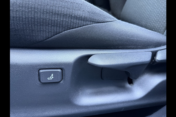 Toyota C-HR 1.8 Hybrid Bi-Tone | BOVAG GARANTIE | Rijklaar!!