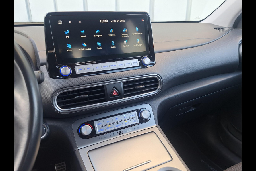 Hyundai Kona EV Comfort 64 kWh | SOH: 95,5% | 3 Fase | Warmtepomp | Navi | Adaptive CC | Climate |