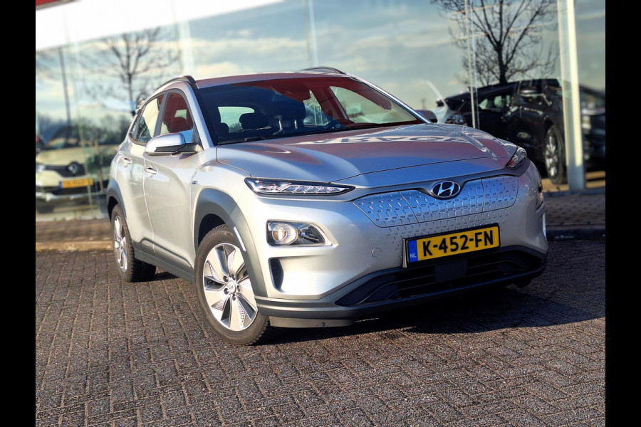 Hyundai Kona EV Comfort 64 kWh | SOH: 95,5% | 3 Fase | Warmtepomp | Navi | Adaptive CC | Climate |