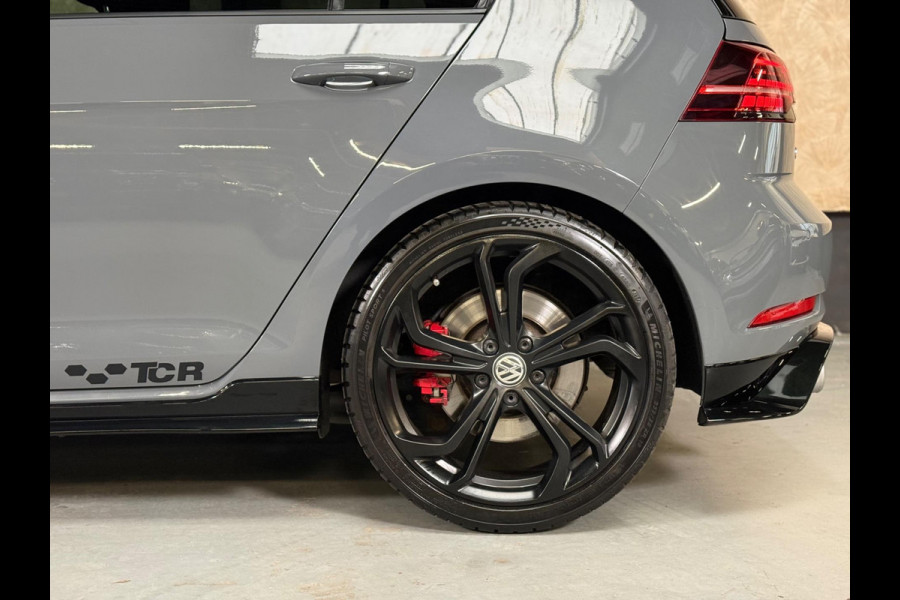 Volkswagen Golf 2.0 TSI GTI TCR | Pano | Nardo | Carbon | Keyless | Leer | Dynaudio