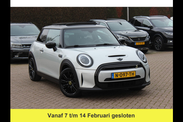 MINI Mini Electric Business Edition 33 kWh / Panoramadak / Leder / Keyless / 17'' / CarPlay / Navigatie / Stuur+Stoelverwarming / Cruise Control / LED Koplampen