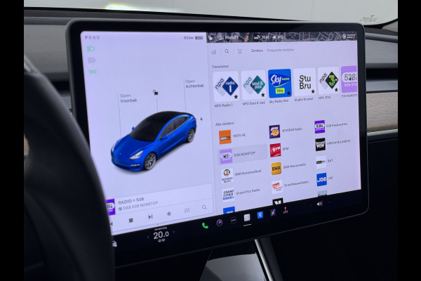 Tesla Model 3 RWD SR plus 325PK SOH 90% LFP Accu Lmv 18" AutoPilot Leder Panoramadak Adaptive-Cruise Camera's Elektr.-Stuur+Stoelen+Spiegels+G Navi LED DAB Voorverwarmen interieur via App Keyless One-Pedal-Drive Fabrieksgarantie op Accu en Motor tot 29-12-2028/160.000km