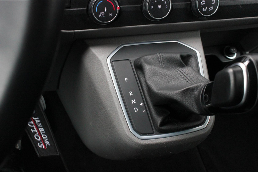 Volkswagen Transporter 2.0 TDI L2H1 150PK JB- EDITION DSG / PDC / VERLAGINGSVEREN / LEDEREN BEKLEDING / FULL / APPLE CARPLAY /NAVI
