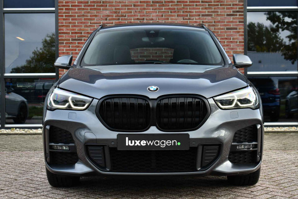 BMW X1 xDrive25e M-Sport Shadowline El-Klep 18inch Stoelverw
