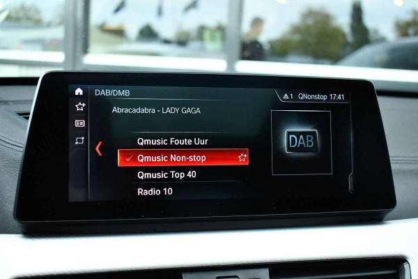 BMW X1 xDrive25e M-Sport Shadowline El-Klep 18inch Stoelverw