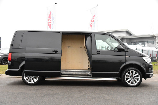 Volkswagen Transporter 2.0 TDI L2H1 Highline Cruise, Carplay, LED, 150pk, 2 x Schuifdeur,  Automaat, Trekhaak, Uniek! Niet op locatie bij ons aanwezig!