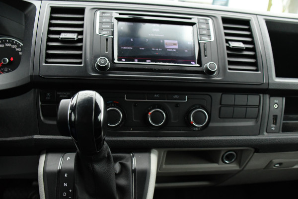 Volkswagen Transporter 2.0 TDI L2H1 Highline Cruise, Carplay, LED, 150pk, 2 x Schuifdeur,  Automaat, Trekhaak, Uniek! Niet op locatie bij ons aanwezig!