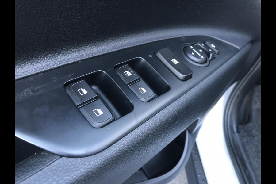 Kia Stonic 1.0 DynamicPlusLine Automaat Trekhaak 7 JAAR GAR.