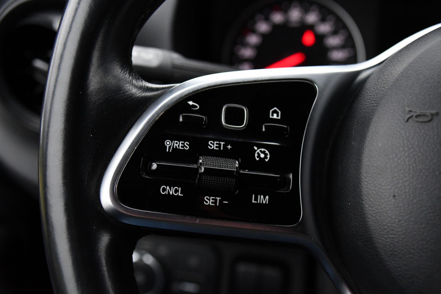 Mercedes-Benz Sprinter 317 1.9 CDI L2H2 RWD PB Edition Cruise, Camera, Carplay, Stoelverwarming, 170pk, Automaat, Trekhaak, Standkachel, Leder, Uniek!