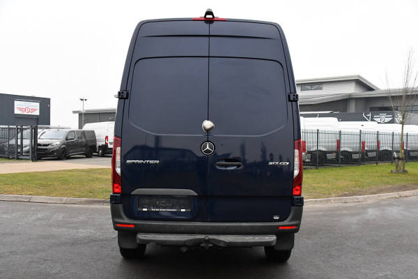 Mercedes-Benz Sprinter 317 1.9 CDI L2H2 RWD PB Edition Cruise, Camera, Carplay, Stoelverwarming, 170pk, Automaat, Trekhaak, Standkachel, Leder, Uniek!