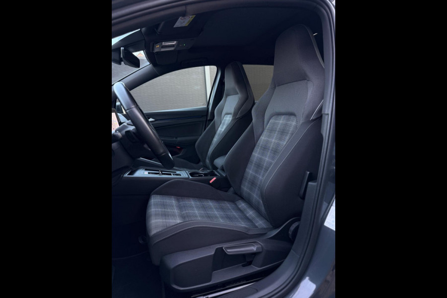 Volkswagen Golf 2.0 TDI GTD Panorama IQ CarPlay HuD