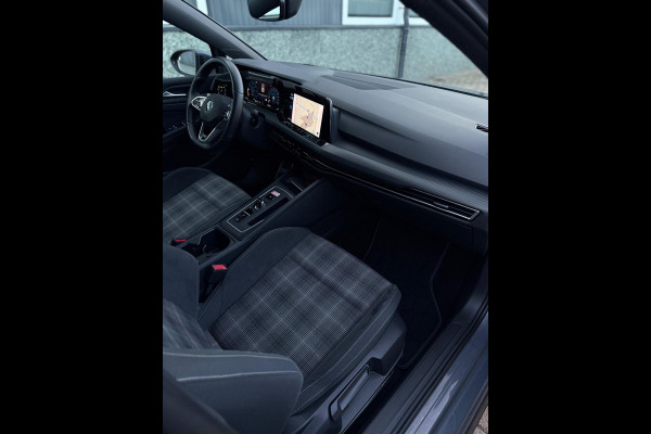 Volkswagen Golf 2.0 TDI GTD Panorama IQ CarPlay HuD