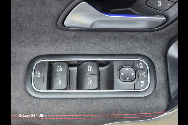 Mercedes-Benz CLA-Klasse 180 AMG 45 Look / Aut / TOPSTAAT / Navi / Ecc / Elek Pakket / Cruise Control / Led / Pdc / Allu Velgen