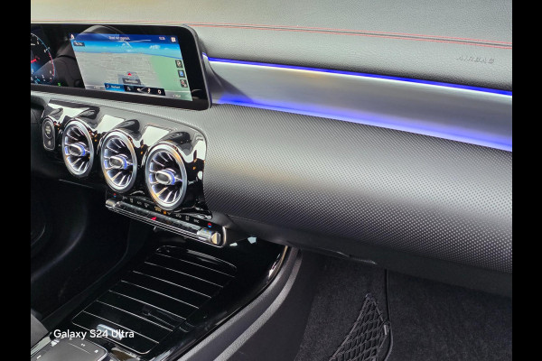 Mercedes-Benz CLA-Klasse 180 AMG 45 Look / Aut / TOPSTAAT / Navi / Ecc / Elek Pakket / Cruise Control / Led / Pdc / Allu Velgen