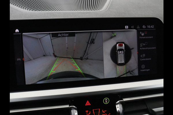 BMW 3-serie 330i High Executive Edition | 360 Camera | Leder | Harman/Kardon | Stoelverwarming | Camera | Carplay | Keyless | Live Cockpit | Navigatie | Full LED