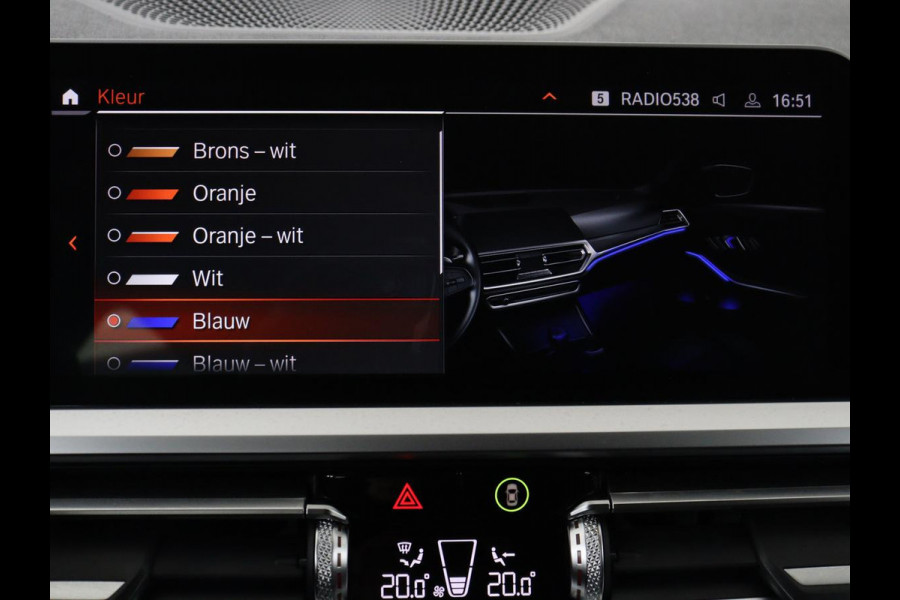 BMW 3-serie 330i High Executive Edition | 360 Camera | Leder | Harman/Kardon | Stoelverwarming | Camera | Carplay | Keyless | Live Cockpit | Navigatie | Full LED