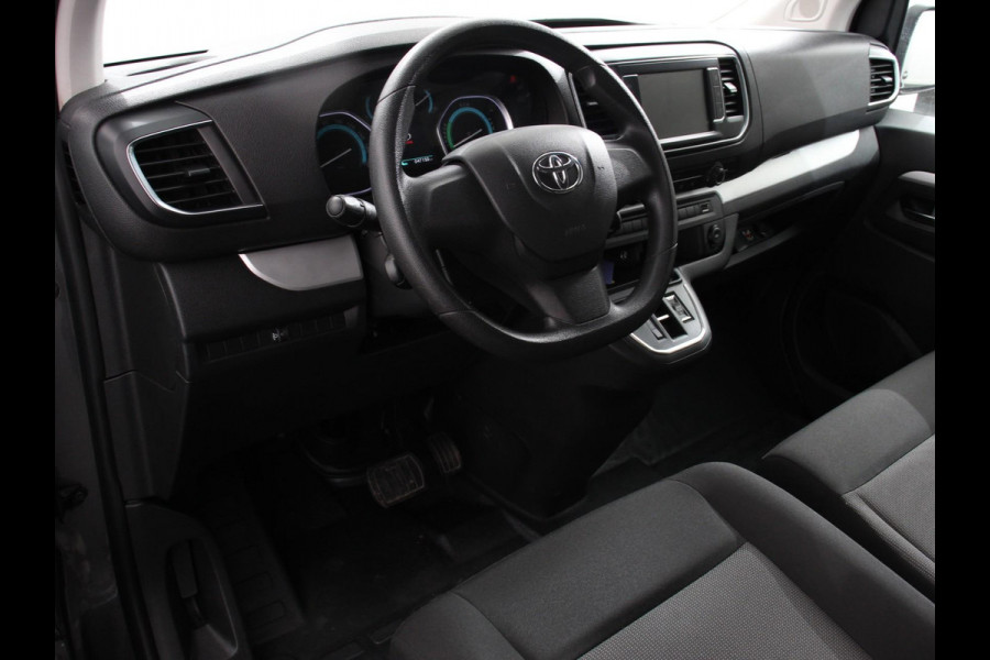 Toyota PROACE Electric Verso L2 Extra Range Cool 75 kWh 9p Personen bus | Climate Control | Apple Carplay/Android Auto | Parkeer sensoren | Cruise Control | Bumpers in kleur