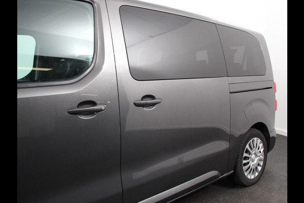 Toyota PROACE Electric Verso L2 Extra Range Cool 75 kWh 9p Personen bus | Climate Control | Apple Carplay/Android Auto | Parkeer sensoren | Cruise Control | Bumpers in kleur