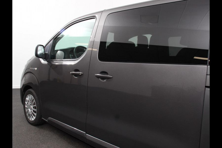 Toyota PROACE Electric Verso L2 Extra Range Cool 75 kWh 9p Personen bus | Climate Control | Apple Carplay/Android Auto | Parkeer sensoren | Cruise Control | Bumpers in kleur