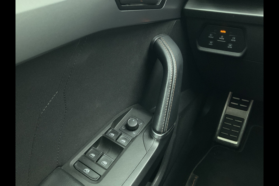 CUPRA Leon Sportstourer 1.4 e-Hybrid VZ Business PHEV Camera Stoel/Stuurverw Adap.Cruise Voll.Onderhouden!