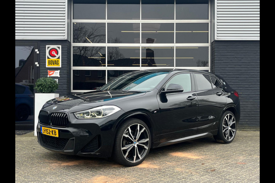 BMW X2 sDrive18i High Executive, M-pakket, Automaat, Cruise, Head-up, Camera, Navi