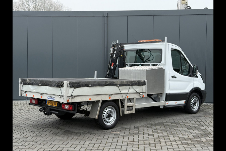 Ford Transit 2.0 TDCI EURO 6 / PICK UP / HIAB KRAAN T-CLX 013 / 2.7 TONS TREKHAAK / 34.988 KM! / 1e EIG. / 3-ZITS / AIRCO / ZEER NETJES