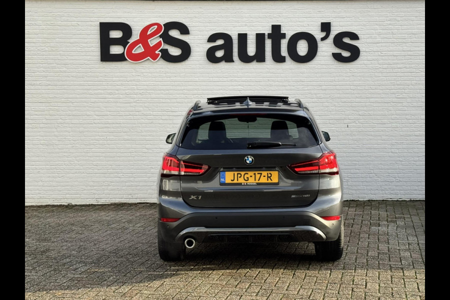 BMW X1 SDrive18i High Executive Cruise Climate control Leer+memory Sfeerverlichting Navigatie Full LED Parkeersensoren