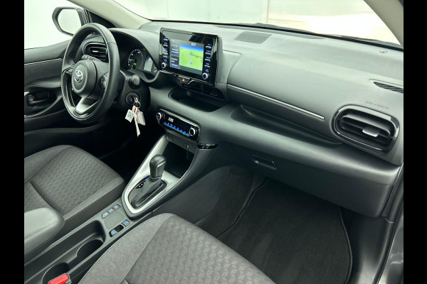 Toyota Yaris 1.5 Hybrid Active Auto. Navigatie Apple Carplay/Android Auto Camera Adaptive Cruise Control Climate Control