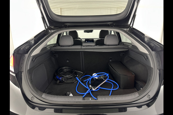 Hyundai IONIQ Comfort EV 38 kWh {SOH-100%} (INCL-BTW) *FULL-LED | ADAPTIVE-CRUISE | CAMERA | KEYLESS | DAB+ | NAVI-FULLMAP | HEATED-COMFORTSEATS | PRIVACYGLASS | ECC | AMBIENTLIGHT | DIGI-COCKPIT | SHIFTPADDLES | LANE-ASSIST | PDC | .