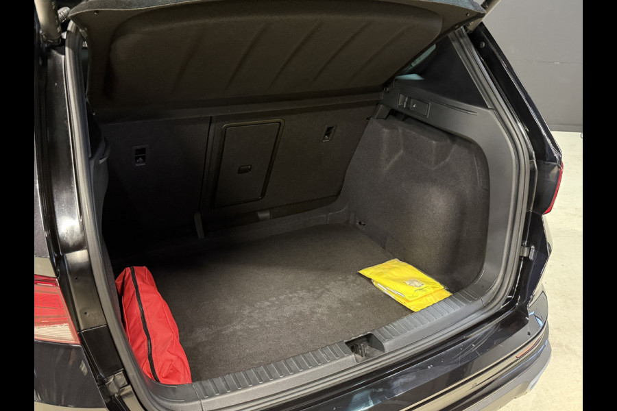 Seat Ateca 1.5 TSI FR Business Intense | Panoramadak | Apple Carplay | Camera