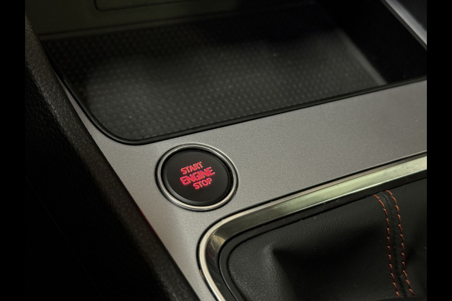 Seat Ateca 1.5 TSI FR Business Intense | Panoramadak | Apple Carplay | Camera