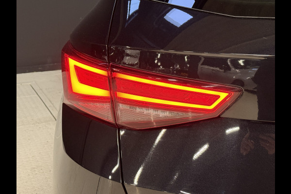 Seat Ateca 1.5 TSI FR Business Intense | Panoramadak | Apple Carplay | Camera