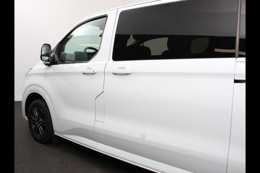 Ford Transit Custom 340 L2H1 Limited 65 kWh 8 persoons Cruise Control | Airco | Lichtmetalen Velgen | Extra getint glas