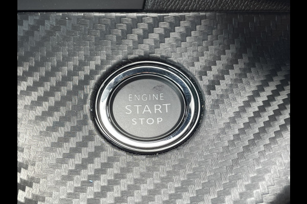 Peugeot 208 100pk GT-Line (Camera - Stoelverwarming - Automatische Airco - Parkeersensoren V+A - GT pakket)