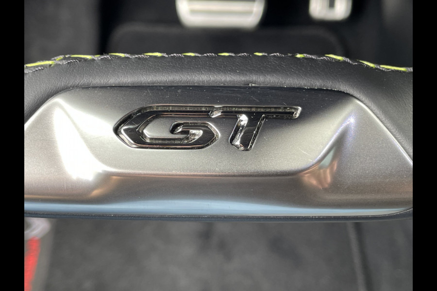 Peugeot 208 100pk GT-Line (Camera - Stoelverwarming - Automatische Airco - Parkeersensoren V+A - GT pakket)