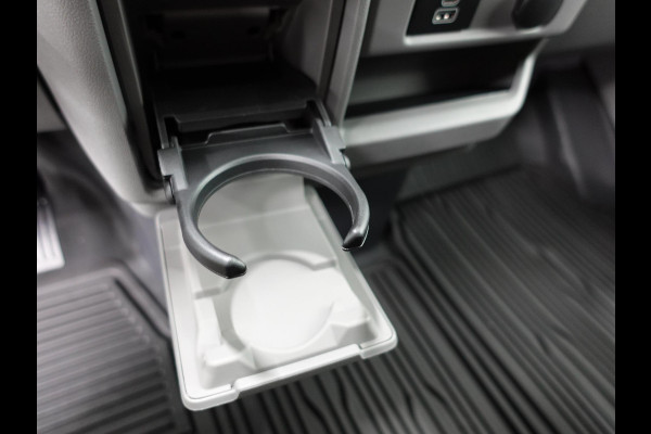 Ford Transit Custom 300 2.0 TDCI L2H1 Trend Nieuw Model BPM VRIJ! Ford Transit Custom 300 2.0 TDCI L2H1 Trend NM Automaat Airco Cruise Navi PDC Camera Carplay