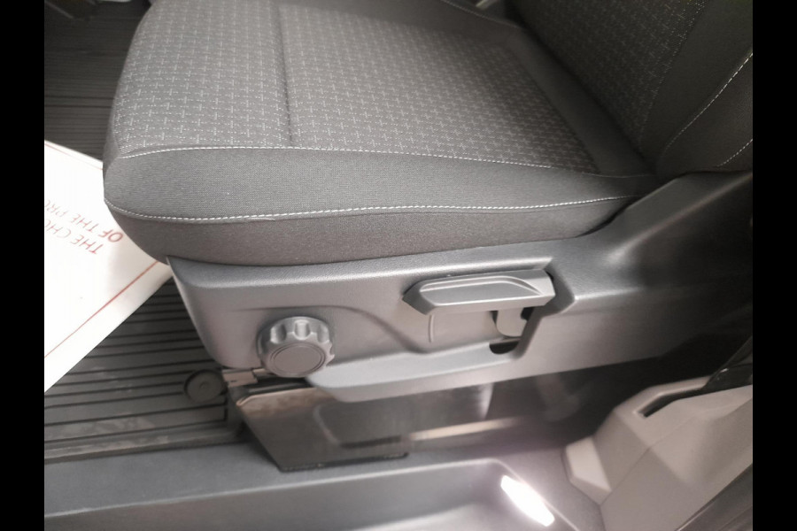 Ford Transit Custom 300 2.0 TDCI L2H1 Trend Nieuw Model BPM VRIJ! Ford Transit Custom 300 2.0 TDCI L2H1 Trend NM Navi Cruise Camera Parkeersensoren Trekhaak