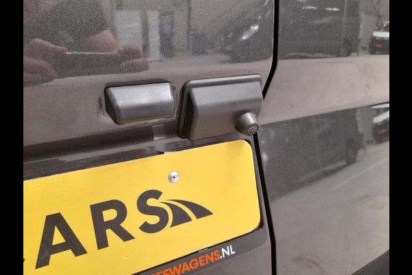 Ford Transit Custom 300 2.0 TDCI L2H1 Trend Nieuw Model BPM VRIJ! Ford Transit Custom 300 2.0 TDCI L2H1 Trend NM Navi Cruise Camera Parkeersensoren Trekhaak