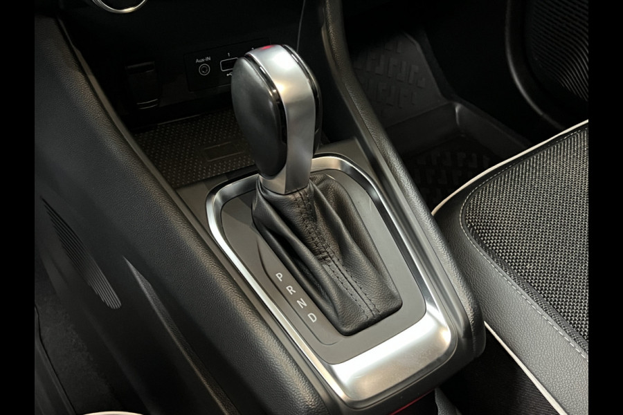 Renault Captur 1.3 TCe 155pk| Groot navi | PANO | ACC | 18" | Blindspot | Stoel&Stuur verwarming | Keurig nette goed onderhouden Captur.