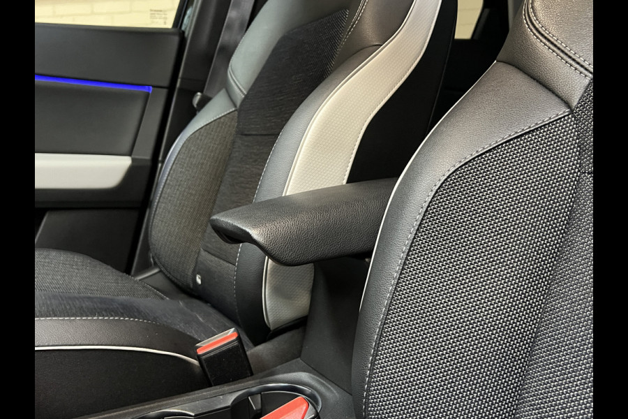 Renault Captur 1.3 TCe 155pk| Groot navi | PANO | ACC | 18" | Blindspot | Stoel&Stuur verwarming | Keurig nette goed onderhouden Captur.