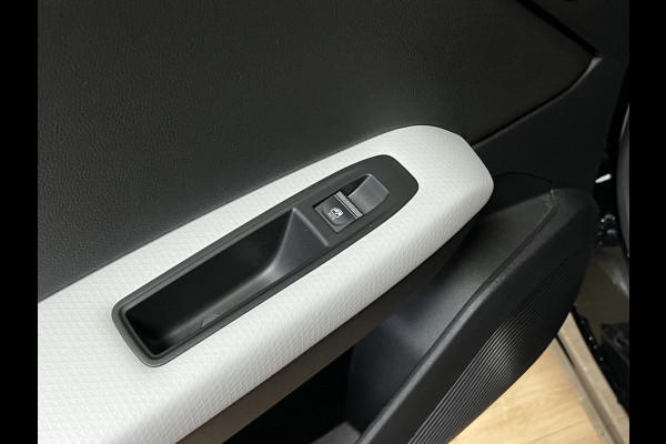 Renault Captur 1.3 TCe 155pk| Groot navi | PANO | ACC | 18" | Blindspot | Stoel&Stuur verwarming | Keurig nette goed onderhouden Captur.