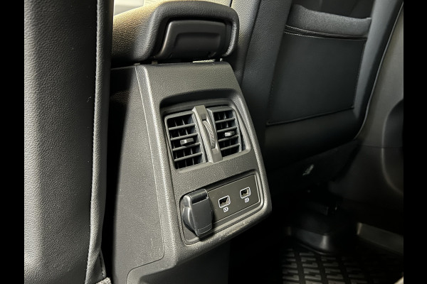 Renault Captur 1.3 TCe 155pk| Groot navi | PANO | ACC | 18" | Blindspot | Stoel&Stuur verwarming | Keurig nette goed onderhouden Captur.